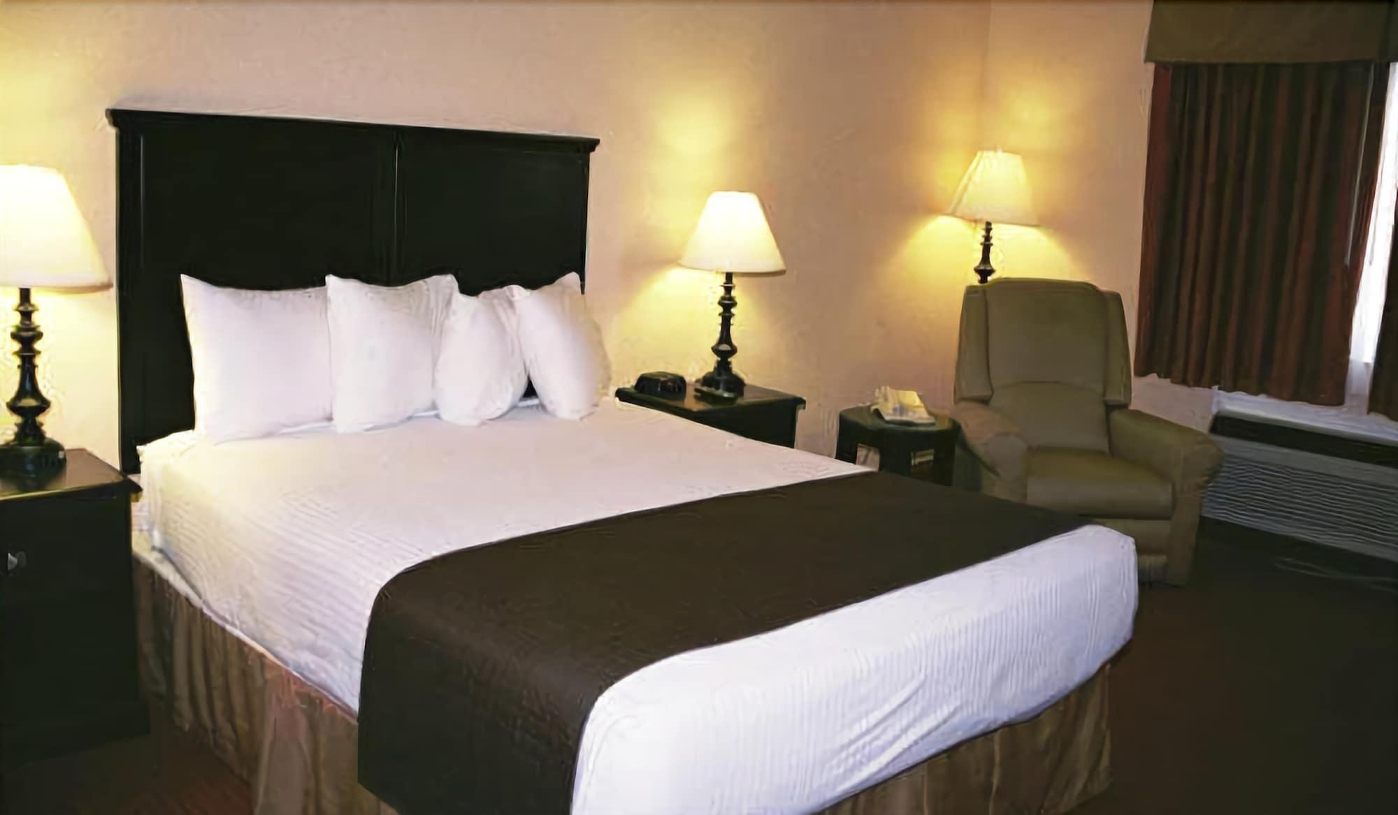 Baymont By Wyndham Kansas City Ku Medical Center Eksteriør billede