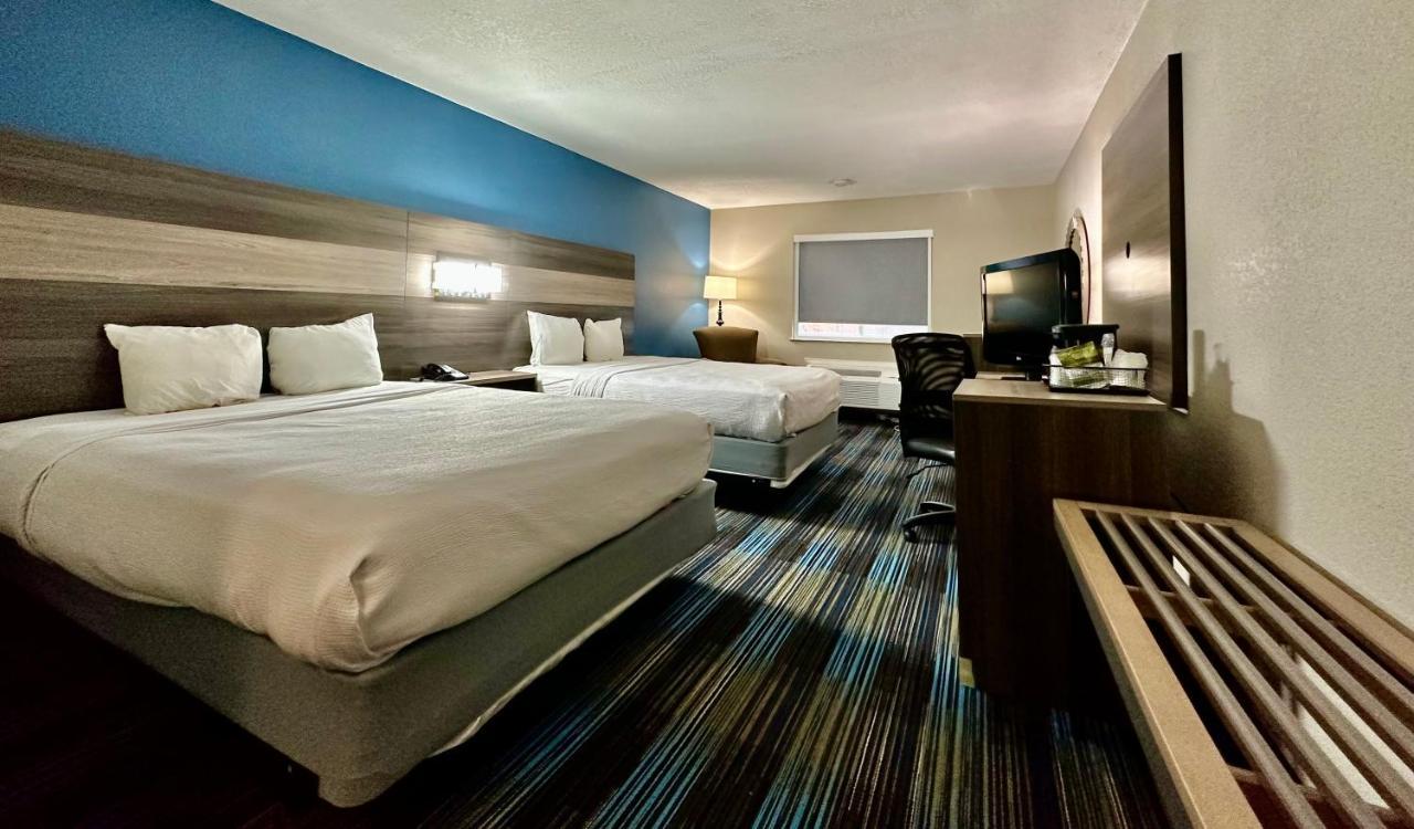 Baymont By Wyndham Kansas City Ku Medical Center Eksteriør billede